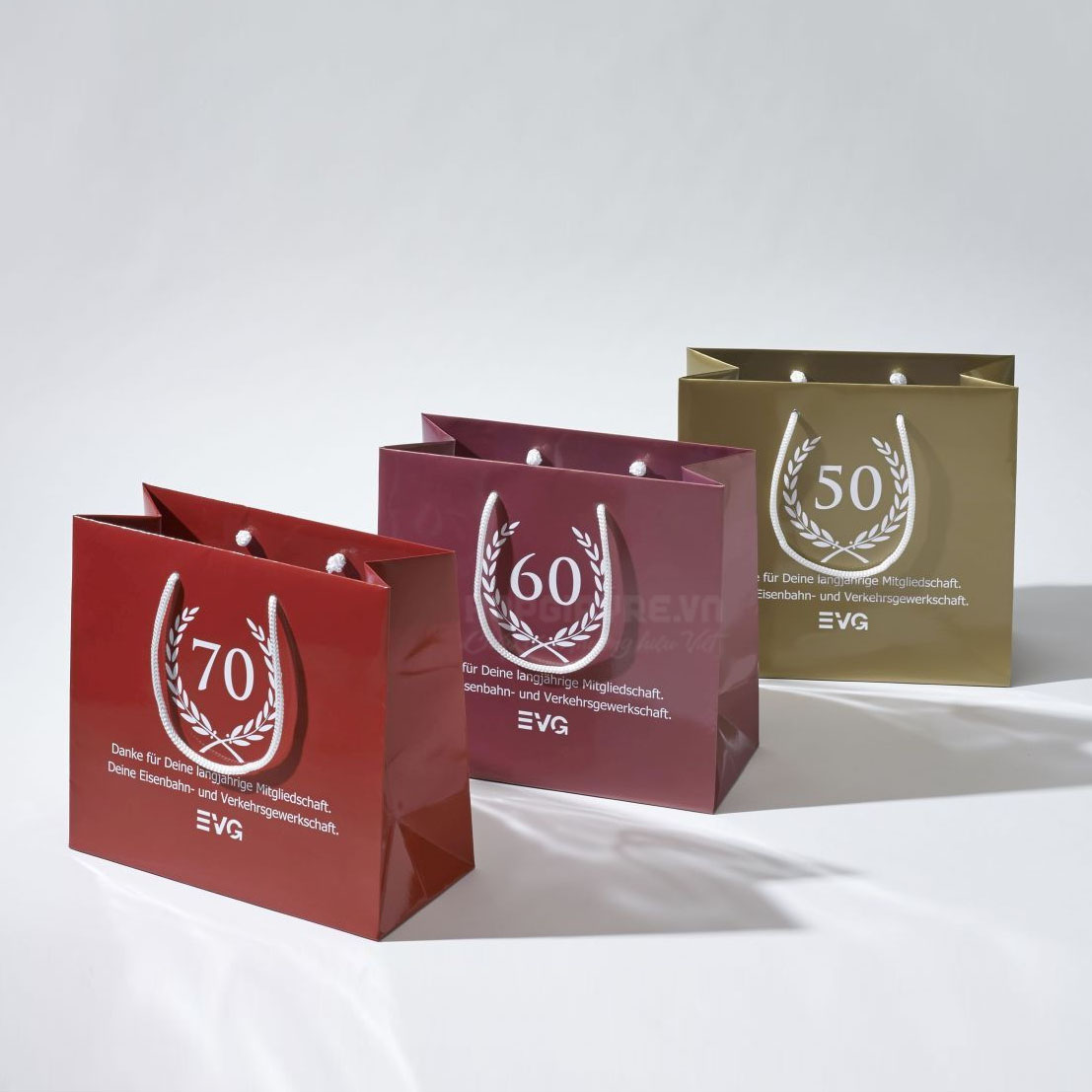 📣 In T&uacute;i Giấy C&aacute;n B&oacute;ng Gi&aacute; Xưởng &ndash; Đẹp, Bền, Chuẩn M&agrave;u